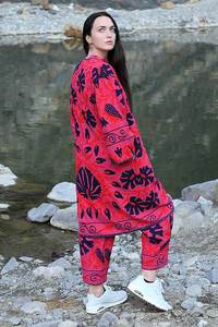 Ensemble veste longue et pantalon pour femme avec broderie Suzani complexe, Chapan ouzbek brodé floral, style bohème, ensemble long manteau et pantalon en cordon pour femme - Product Image 5