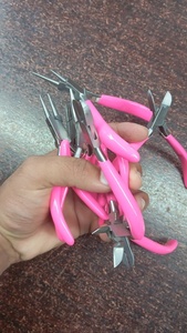 Pince à bec rond pour bijoux, en acier inoxydable durable, pour pliage de fil de précision, idéale pour les artisans de bijoux et les professionnels. - Product Image 4