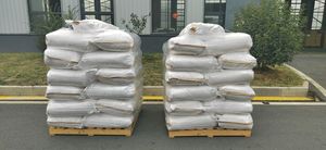 Light Yellow Chlorinated <b>Rubber</b> Resin Powder CR5 CR10 CR20 CR40 for <b>Paint</b> and Coating Auxiliary Agent - Product Image 3