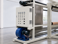 Ligne de production automatique de tissus non tissés SSS SMS avec traitement hydrophile pour les produits sanitaires pour bébés et les couches
