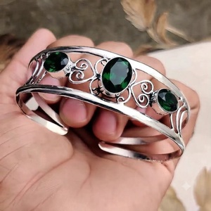 Brazalete Ajustable de Plata con Diopsido Cromado Natural, Plata de Ley 925, Hecho a Mano, con Piedras Preciosas, Estilo Boho - Product Image 6