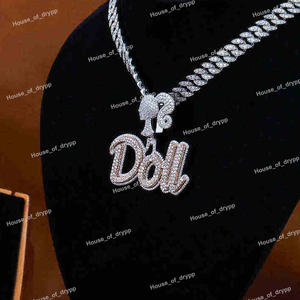 Collar con Colgante de Muñeca con Incrustaciones de Plata 925 y Diamantes Moissanite, Diseño Personalizado de Muñeca, Estilo Lujoso y Brillante - Product Image 3