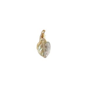 Pendentif en labradorite naturelle en forme de feuille |   Pendentif en forme de feuille en pierres précieuses fait main - Breloques en argent 925 - Product Image 1
