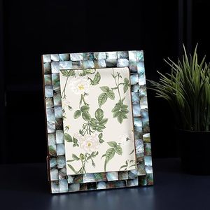 Marco de Fotos Hecho a Mano de Primera Calidad en Madera MDF y Nácar con Acabado Brillante, Diseño Creativo, Opción de Logotipo Personalizado - Tradebyd - Product Image 5