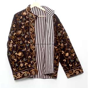 Chaqueta de algodón cotrize hecha a mano, ecológica, de estilo playero, para invierno, informal, para mujer, con cierre de botones y bordado floral. - Product Image 6