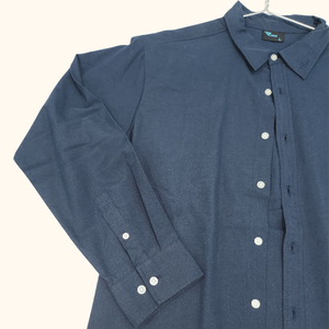 Chemise habillée bleue unie à manches longues pour homme, col rabattu, boutonnage intégral, 100 % coton popeline, idéale pour l'automne - Product Image 3