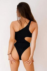 Body elástico transpirable de una pieza para mujer, ideal para pole dance y actividades de alto rendimiento. - Product Image 3
