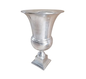 Fabricant OEM de vases à fleurs en aluminium faits à la main pour des présentations florales élégantes et des applications de décoration intérieure - Product Image 1