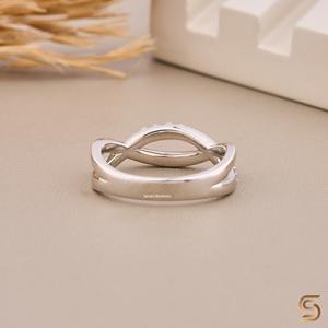 Anillo de Moissanita de Oro Sólido de 14K, Elegante Banda de Diamantes con Diseño Trenzado, Estilo Infinito Minimalista, Regalo de Compromiso, Boda, Fiesta - Product Image 6