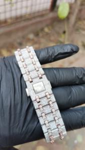 Montre de luxe en diamant moissanite |   Montre en moissanite VVS |   Acier inoxydable artisanal |   Montre Hip-Hop Iced Out |   Montre Bust Down - Product Image 6