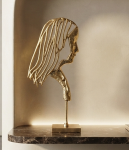 Objet décoratif en aluminium de haute qualité pour la décoration de la maison, sculpture antique à motif vertical élégant avec finition dorée pour femmes - Product Image 1