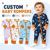 Neuer Baby Jungen Weltraum-Astronauten-Druck YKK Zwei-Wege-Reißverschluss Atmungsaktiver Bambusfaser Langarm-Strampler Schlafanzug Anpassbare Farbe