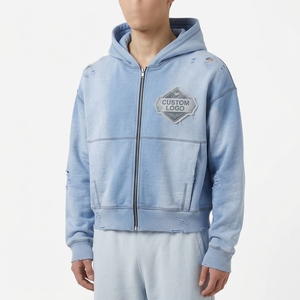 Blouson polaire zippé pour femme, bleu délavé, effet denim déchiré et vieilli, coupe courte, style streetwear oversize, logo personnalisé - Product Image 3