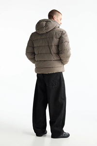 Chaqueta Acolchada Ligera Premium con Capucha, Logotipo Personalizado, Resistente al Viento, Abrigo de Invierno Cálido con Revestimiento, Chaqueta Bomber para Hombre - Product Image 2
