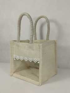 Sac cadeau personnalisé en jute avec fenêtre transparente en PVC et poignée, idéal pour les promotions de fêtes et d'entreprise - Product Image 1