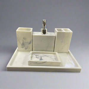 Ensemble de salle de bain en résine blanche artisanale de luxe, articles de décoration pour votre salle de bain moderne - Product Image 5