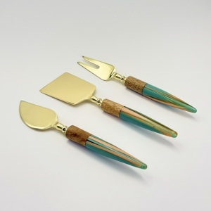Ensemble de 3 couteaux à fromage de qualité supérieure avec manche en résine et lame en acier inoxydable, manche en boucle, pour usage en restaurant - Product Image 4
