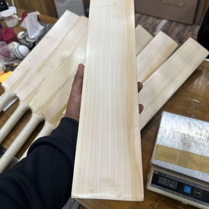 SMART SHINE ENTERPRISES Bate de Críquet Profesional de Madera de Sauce Inglés Premium para Partidos, Equilibrio Superior, Agarre Cómodo, Potente - Product Image 4
