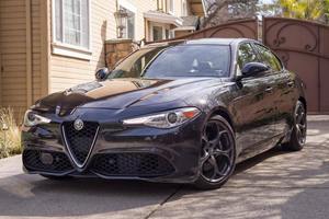 Alfa Romeo Giulia T-i A-W-D 2017 - Product Image 2