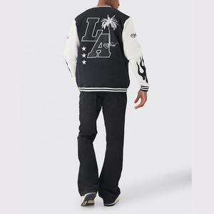 Blouson universitaire homme noir et blanc avec lettre M brodée, manches flamboyantes, streetwear, col rabattu, coupe classique, pour l'automne - Product Image 2