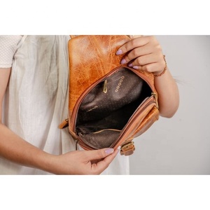 Bolsa de pecho de cuero unisex, bolso cruzado táctico de cuero para el pecho, de negocios y ocio, venta al por mayor de fábrica - Product Image 3