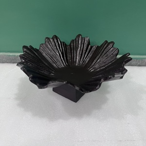 Bandeja Redonda Moderna de Aluminio Revestido, Decorativa en Negro para Sala de Estar - Product Image 6