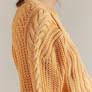 Custom Hand Knitted Solid Color Acrylic Material Women's Thick Cable Knit Pullover Crew Neck Full Sleeve Casual Winter Sweater - Product Image 3