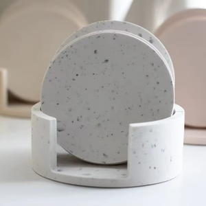 Ensemble de sous-verres ronds faits à la main avec support, en Jesmonite, style minimaliste, pour la maison, idée cadeau - Product Image 1