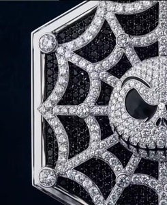 Colgante de Calavera con Diseño de Telaraña Hexagonal e Incrustaciones de Diamantes Redondos, Chapado en Plata 925, Estilo Punk, Unisex, para Regalo - Product Image 3