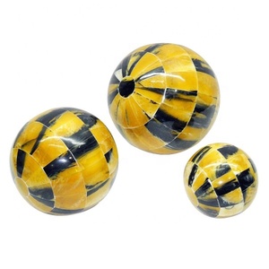 2024 nuevo diseño Bola de decoración de Metal de alta calidad accesorios modernos de lujo para el hogar bandejas antiguas para servir al por mayor coloridas - Product Image 3