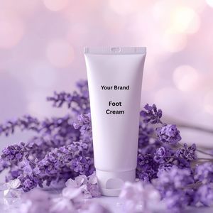 Crème pour les pieds enrichie en vitamine E et en urée, fabricant OEM ODM, éliminateur de peaux mortes et cicatrisant pour les pieds gercés - Product Image 3