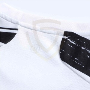 Uniformes de Fútbol Transpirables de Alta Calidad, Tendencia Profesional, Impresión de Logotipo Personalizado, Uniformes de Fútbol Sostenibles - Product Image 3