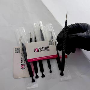 ขนตาปลอมสแตนเลสสตีล 90/Curve Isolation พร้อมโลโก้สั่งทำพิเศษ สีชมพู ด้ามจับเพชร ปลายเรียบ ป้องกันไฟฟ้าสถิต ความแม่นยำสูง ป้องกันแม่เหล็ก - Product Image 3