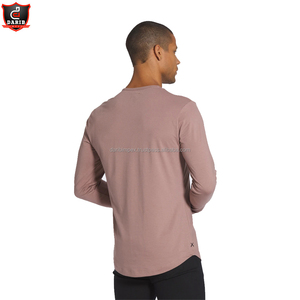 Nouveau T-shirt ajusté décontracté de gym à manches longues pour hommes de grande taille en polyester/coton Vente en gros sur mesure - Product Image 6
