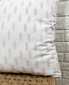 Housse de coussin carrée rayée nordique 100% coton blanc beige pour la décoration de la maison - Product Image 3