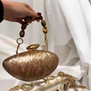 Bolso de mano popular con asa de perlas, bolso de noche tipo caja de huevo de ganso, nuevo bolso de mano de acrílico con textura de mármol a la moda, bolsos de hombro para mujer - Product Image 2