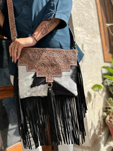 Nouveau véritable sac à main en cuir de fourrure de vachette usiné occidental fabriqué à la main femmes sac de soirée élégant et pochette en fourrure usinée ensemble Combo Unique - Product Image 4