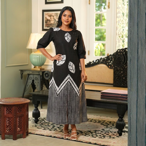 Elegant Super Lawn <b>Batik</b> Maxi <b>Dress</b> For Women Made in Sri Lanka - Product Image 1