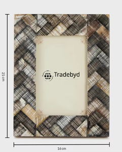กรอบรูปเรซิ่นฝังลาย งานแฮนด์เมดคุณภาพพรีเมียม สำหรับตกแต่ง ภาพถ่าย โดย Tradebyd - Product Image 2