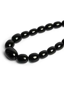 Collar Clásico de Perlas Naturales con Cuentas de Resina Negra, Joyería Unisex, Pieza de Moda para Fiestas - Product Image 3