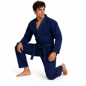 Traje de entrenamiento ligero para BJJ, diseñado con costuras reforzadas, tela transpirable y comodidad flexible para atletas activos de grappling. - Product Image 6
