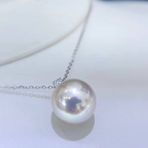 Collar de Perlas de Agua Dulce Clásico Estilo Reina con Colgante Redondo de Oro de 18K, Joyería de Lujo para Mujer, Regalo Perfecto - Product Image 4