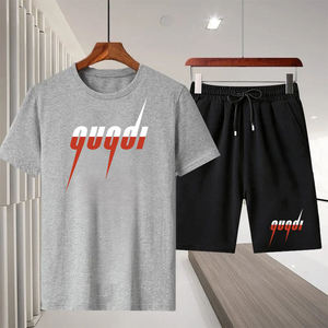 Ensemble de sport deux pièces en coton respirant pour homme, avec t-shirt imprimé à col montant et manches longues, idéal pour la course à pied - Product Image 2