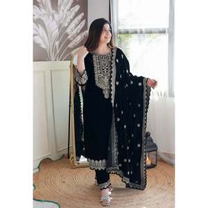 Ensemble haut et dupatta en velours de créateur, tenue de soirée indienne et pakistanaise - Product Image 4