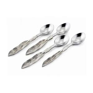 Juego de cubiertos metálicos contemporáneos para comedor de apartamento moderno y decoración de mesa elegante - Product Image 1