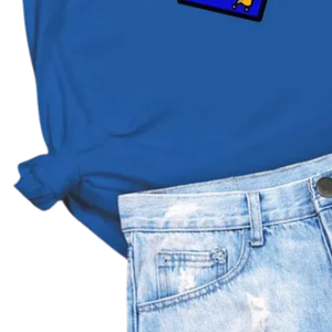 T-shirt simple à col rond imprimé, bleu et or, décontracté, à manches courtes, en coton, avec impression graphique personnalisée, haut d'été léger - Product Image 5