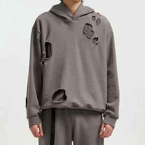 เสื้อฮู้ดดี้ผ้าฟลีซคอตตอนหนาน้ำหนัก 220 กรัม สไตล์สตรีทแวร์ แต่งโลโก้ด้านหน้าแบบดิสเทรส ทรงปกติ ซับในระบายอากาศได้ดี เป็นมิตรต่อสิ่งแวดล้อม สำหรับผู้ชาย - Product Image 6
