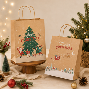Bolsa de regalo navideña de papel kraft con diseño de muñeco de nieve, asas retorcidas, reciclable, bolsa plana estándar para regalos navideños - Product Image 4