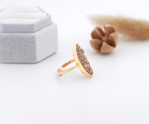 Nuevo Anillo Vintage de Oro Amarillo de 14k con Forma Ovalada, Anillo de Boda con Diamantes Salt & Pepper Rústicos para Ella, Om Gems - Product Image 4