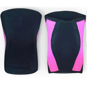 Coderas deportivas para soporte de brazo, de uso flexible, diseñadas para estabilidad durante levantamientos pesados y sesiones de entrenamiento. - Product Image 3